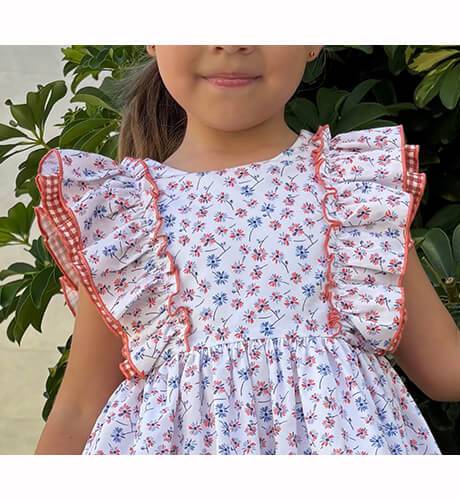 Vestido niña estampado florecitas &amp; espalda abierta de Daniesty | Aiana Larocca