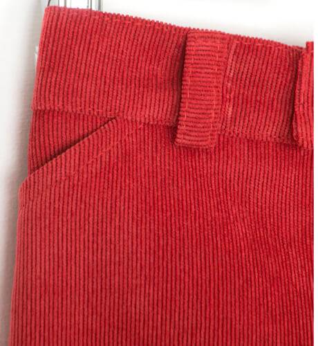 Pantalón rojo | Aiana Larocca