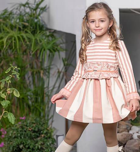 Vestido niña corte cintura a rayas con fajin de Nekenia | Aiana Larocca