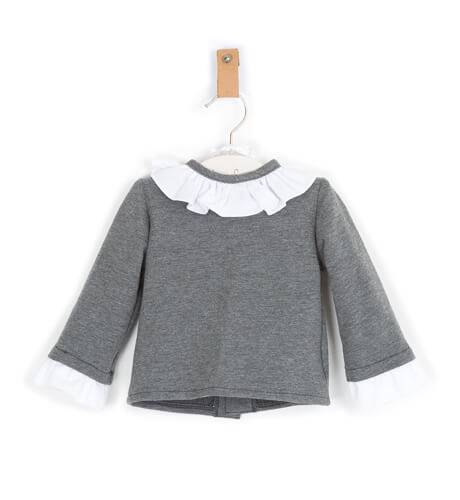 Sudadera gris cuello blanco de Baby Yiro | Aiana Larocca