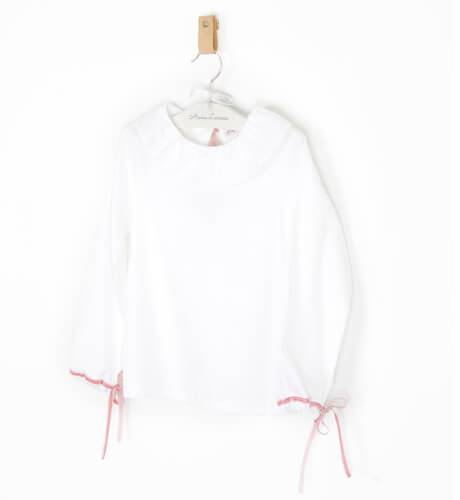 Blusa blanca detalle terciopelo de Eva Jeréz | Aiana Larocca