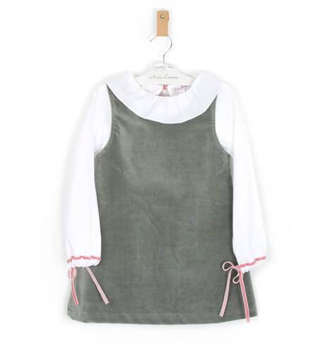 Blusa blanca detalle terciopelo de Eva Jeréz | Aiana Larocca