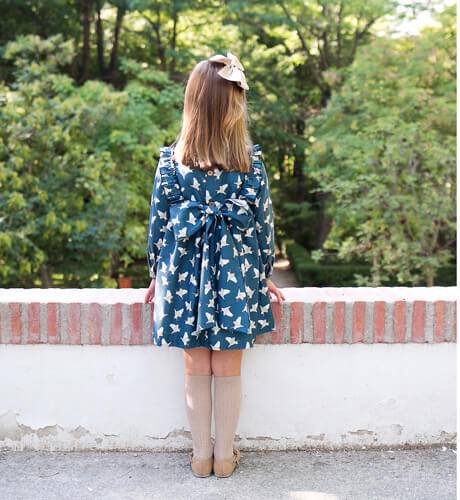 Vestido estampado azul grisáceo de Baby Yiro | Aiana Larocca