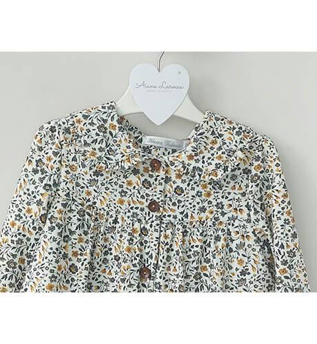 Vestido niña estampado flores mostaza de Blanca Valiente | Aiana Larocca