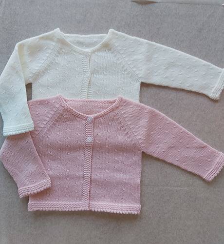 Chaqueta larga niña color crudo de Yoedu | Aiana Larocca