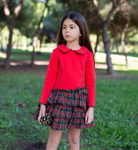 Vestido niña cuerpo rojo y falda cuadros escoceses rojo y verde de Nekenia | Aiana Larocca