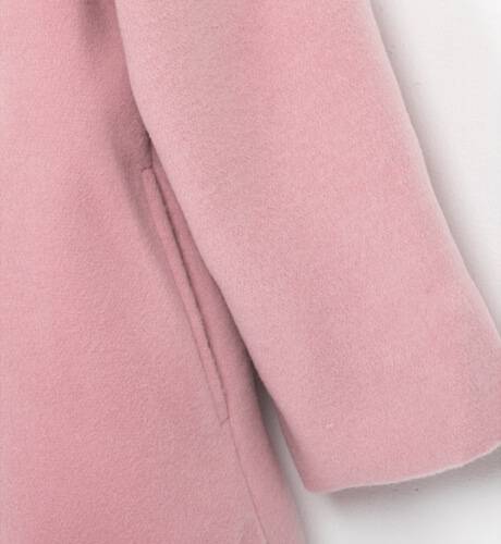Abrigo niña muflón rosa de Vera by Nekenia | Aiana Larocca