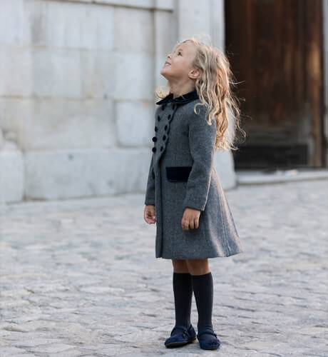 Abrigo niña gris estilo ingles  | Aiana Larocca