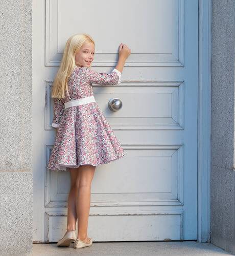 Vestido niña villela floral lazada crudo  | Aiana Larocca