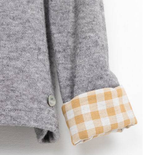 Sudadera gris de Basmartí | Aiana Larocca