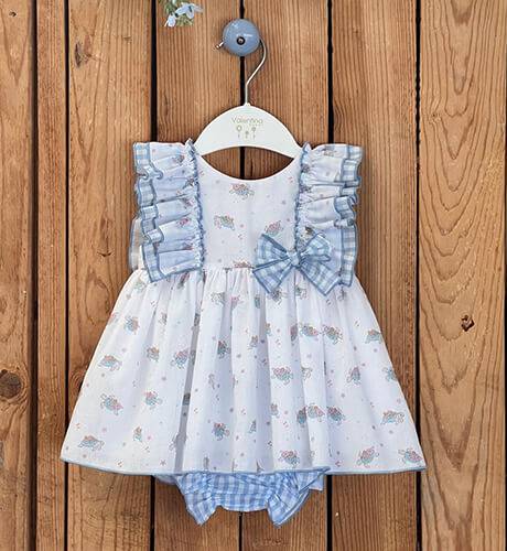 Jesusito niña estampado blue turtles &amp; florecitas de Valentina Bebés | Aiana Larocca