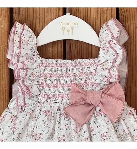 Jesusito estampado liberty ROSA &amp; Nidos bordados de Valentina Bebés | Aiana Larocca