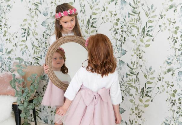 Vestido niña ceremonia con mangas rosa con tul | Aiana Larocca