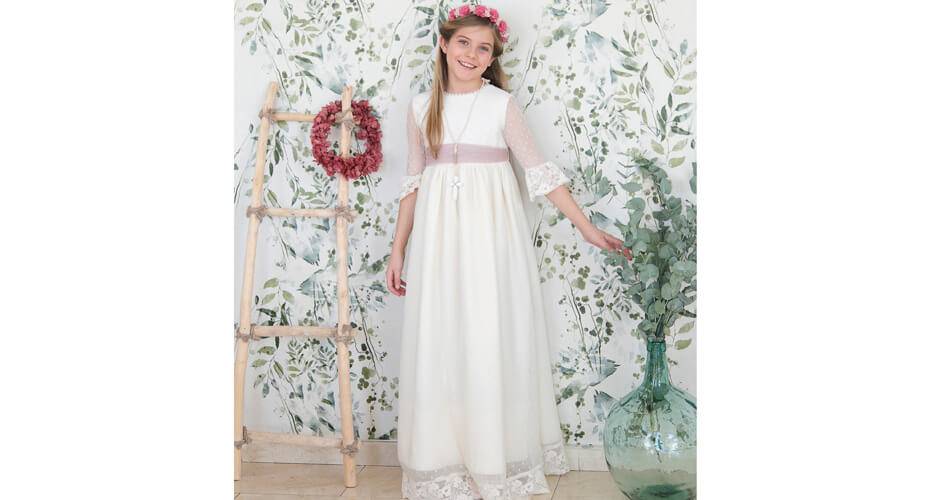 Vestido Niña Comunión Tul Plumeti Lazada Rosa  | Aiana Larocca